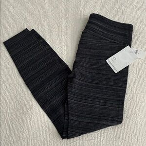 Gap Fit GFast Leggings Regular Rise Medium Black NWT